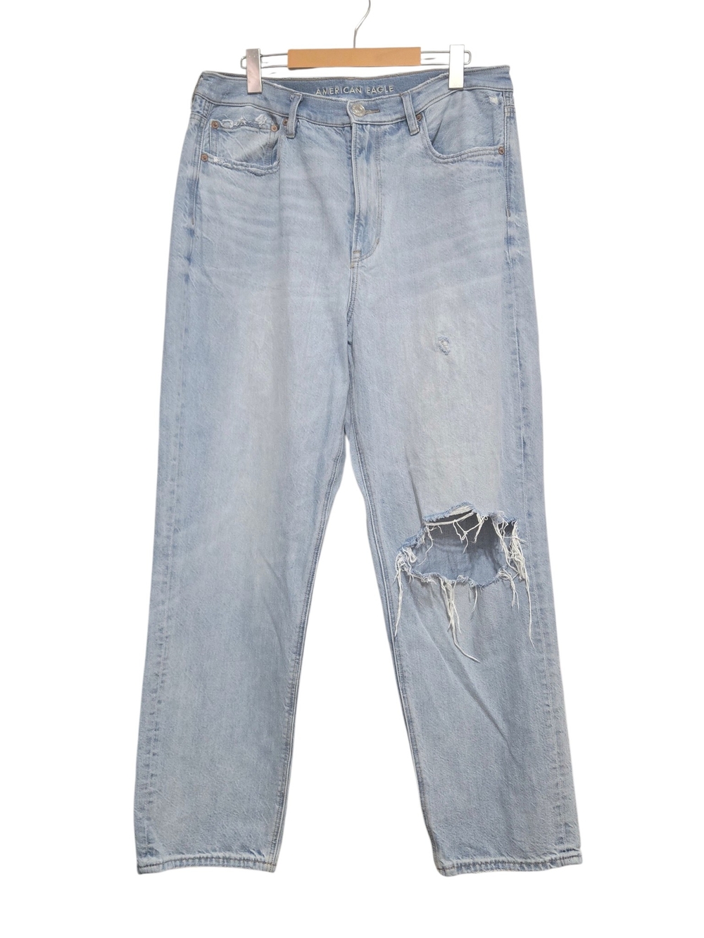 American Eagle AE Women’s 14  Light Wash Distressed Ripped Knee Straight Jeans
